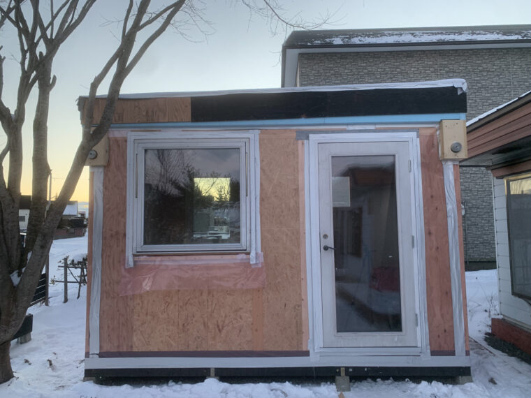 小屋の建具が完成